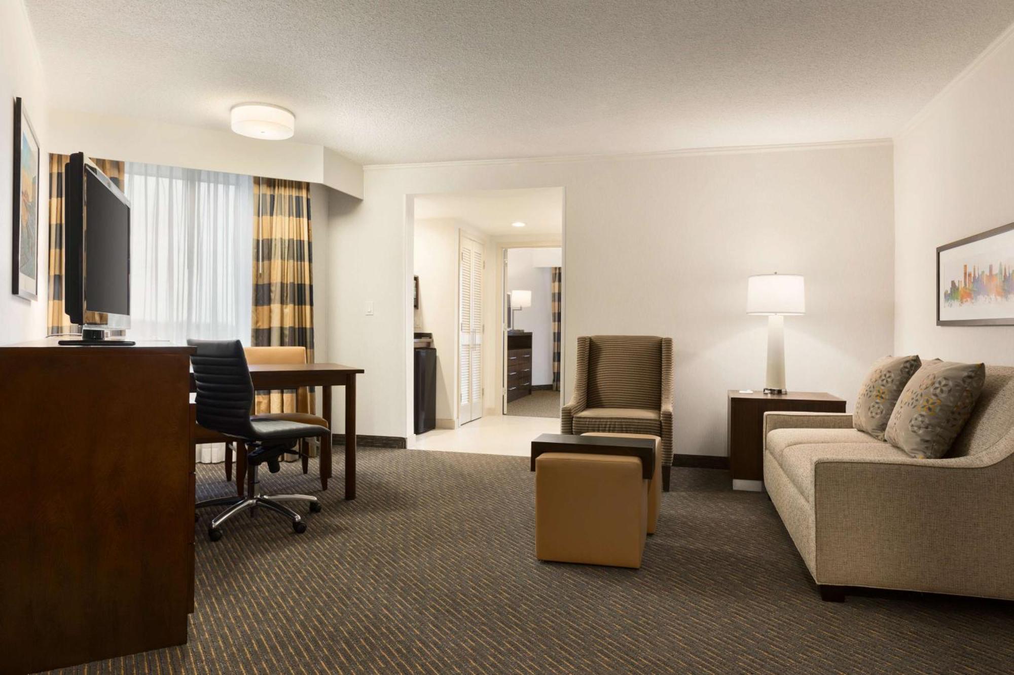 Embassy Suites By Hilton Baltimore At BWI Airport Linthicum Exterior photo